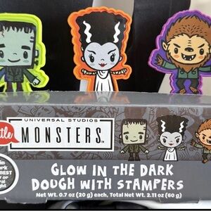 Universal Studios Little Monsters Glow in the Dark Dough with Stampers